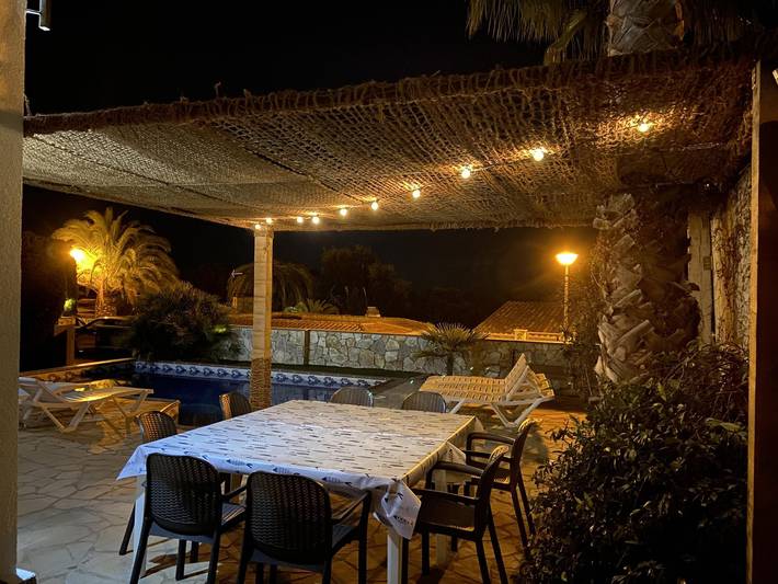 Ferienhaus für 10 Personen, mit Meerblick und Balkon/Terrasse sowie Garten und Pool in Lloret de Mar - 4