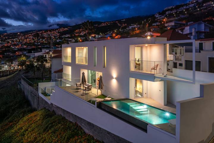 Ferienhaus für 6 Personen, mit Balkon und Pool in Funchal - 2