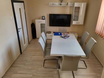 Ferienwohnung für 8 Personen, mit Terrasse in Vrsi