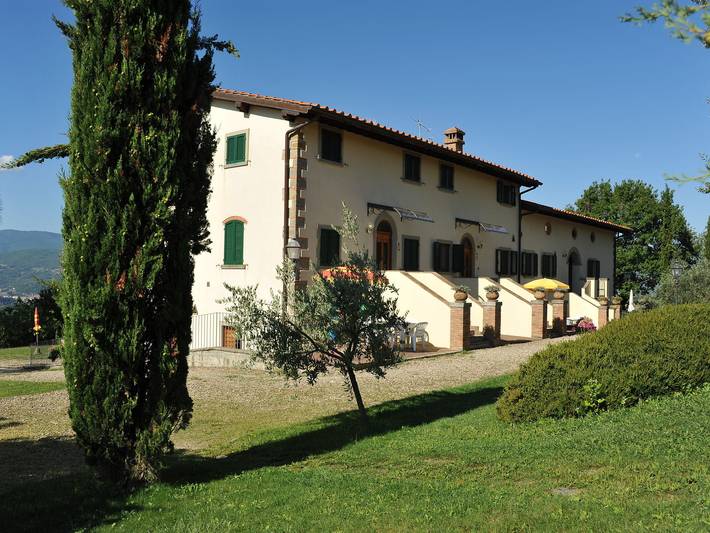 Agriturismo per 4 persone, con Terrazza e Idromassaggio nonché Giardino e Piscina a Bagno di Romagna