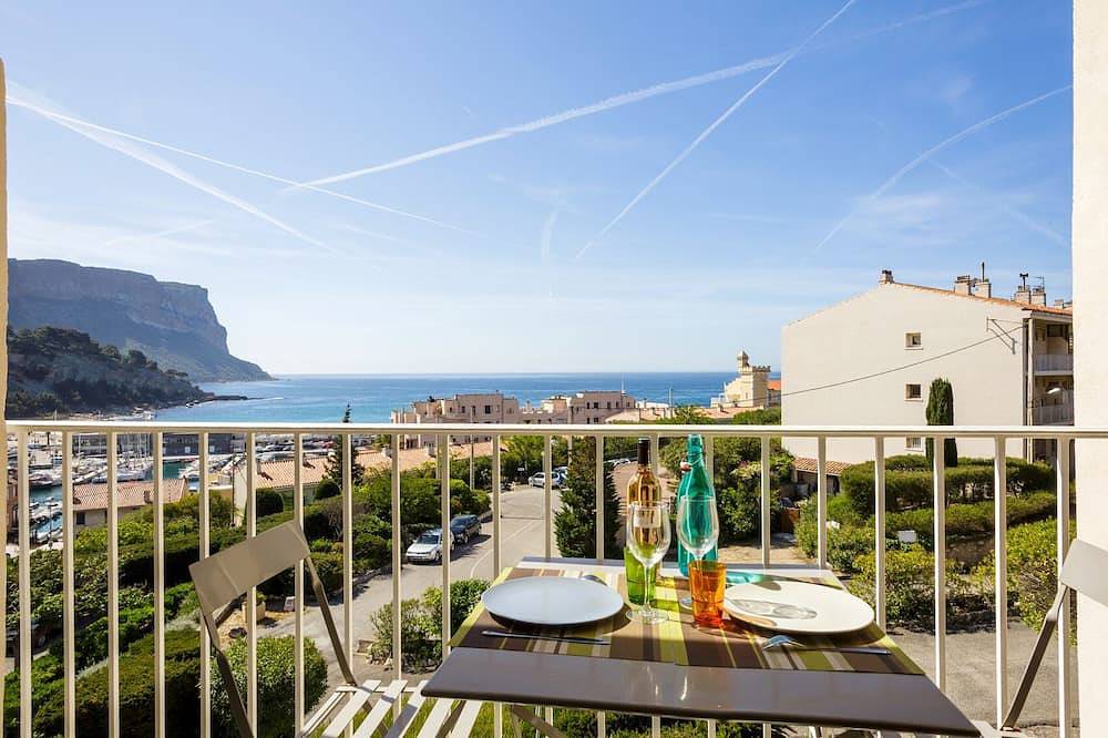 Appartement entier, Balcon sur Mer Terrasse et vue mer in Cassis, Parc national des Calanques