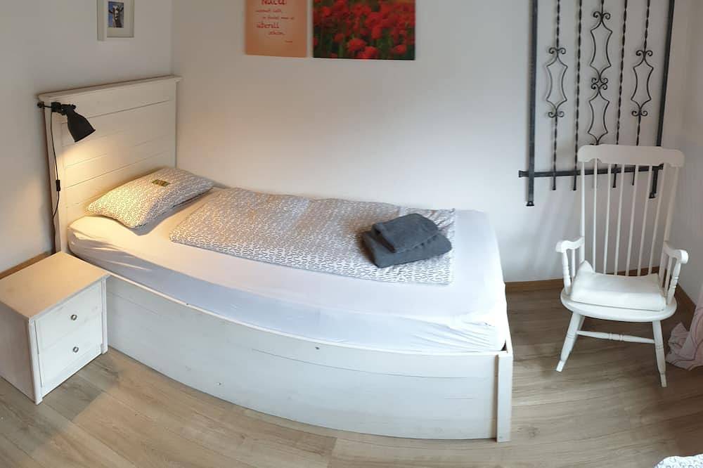 Ganze Wohnung, Ferienwohnung Karlas Ziegenstall - Meinbrexen im schönen Weserbergland in Lauenförde, Landkreis Holzminden