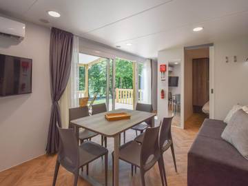 Chalet pour 6 Personnes dans Saint-Médard-d'Excideuil, Périgord Vert, Photo 3