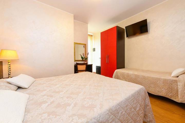 Chambre d’hôte pour 2 personnes, avec balcon à Sirmione - 2