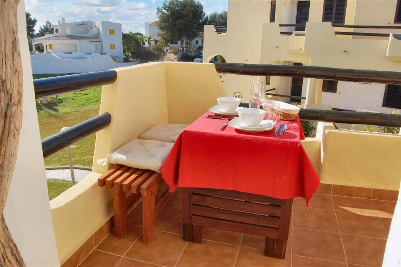 Ganze Wohnung, Modernes Apartment in Alvor mit Gemeinschaftspool (70 m²) in Alvor, Faro Distrikt