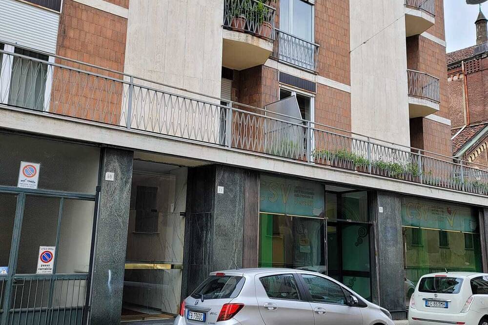 Hel lejlighed, Galileo Ferraris Apartment in Centro (Vercelli), Vercelli