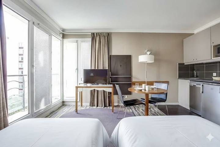 Gîte pour 2 personnes, avec balcon et jardin dans Parc des Expositions (Paris) - 2