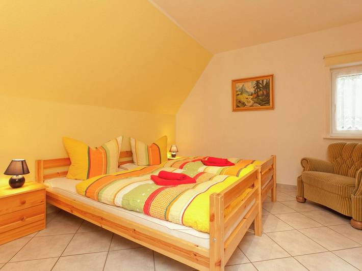Ferienhaus für 12 Personen, mit Terrasse und Garten sowie Pool und Sauna in Elend - 4