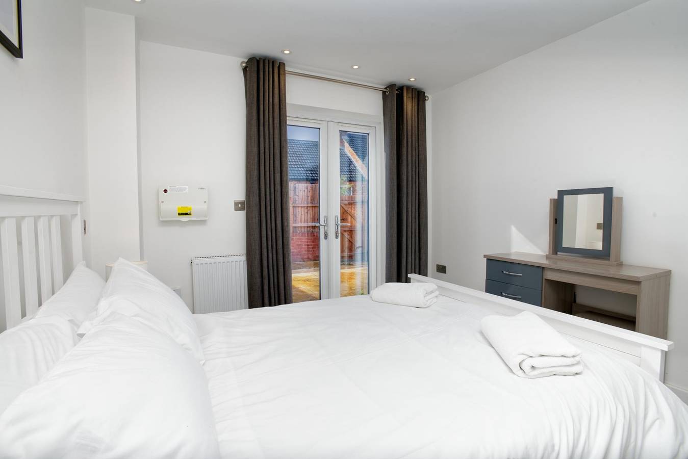 Airy Home | Free Parking | Walk to Bailgate - Pass the Keys in Lincoln, Lincolnshire