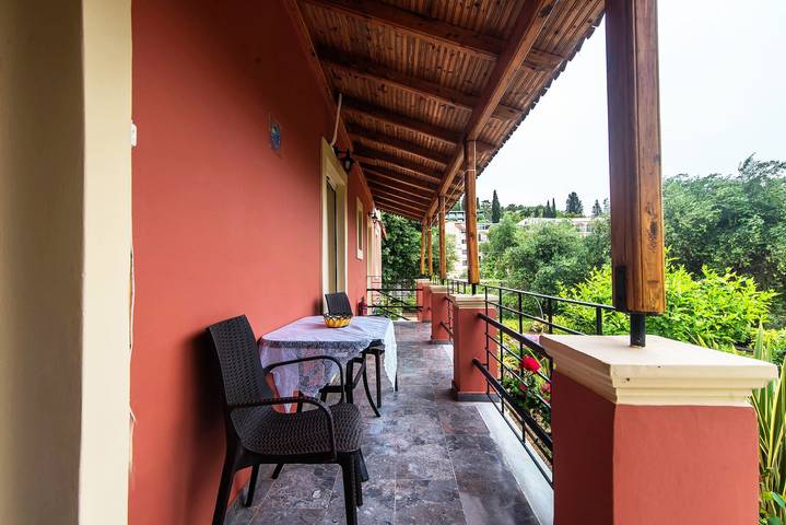 Entire apartment, Studio Apartment "Bozikis" with Wi-Fi, Garden und Balcony in Paleokastritsa, Corfu