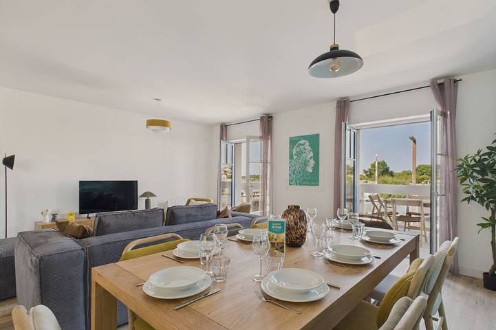 Location de vacances pour 8 personnes, avec balcon à Saint-Gilles-Croix-de-Vie