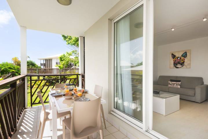 Gîte pour 4 personnes, avec piscine et terrasse, animaux acceptés à Saint-François - 4