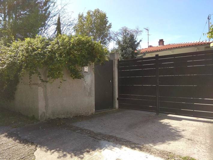 Gîte pour 2 personnes, avec vue ainsi que jardin et terrasse à Mérignac - 2