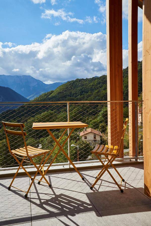 Location de vacances pour 2 personnes, avec vue et jardin à Roquebillière - 4