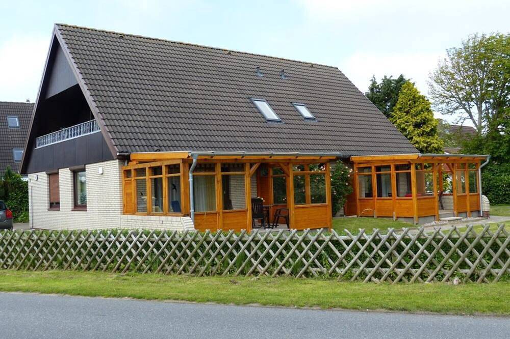 Ganze Wohnung, Ferienhaus mit großem Garten, Terrasse, Strandnähe, Haustiere willkommen in Stinteck, Westerdeichstrich
