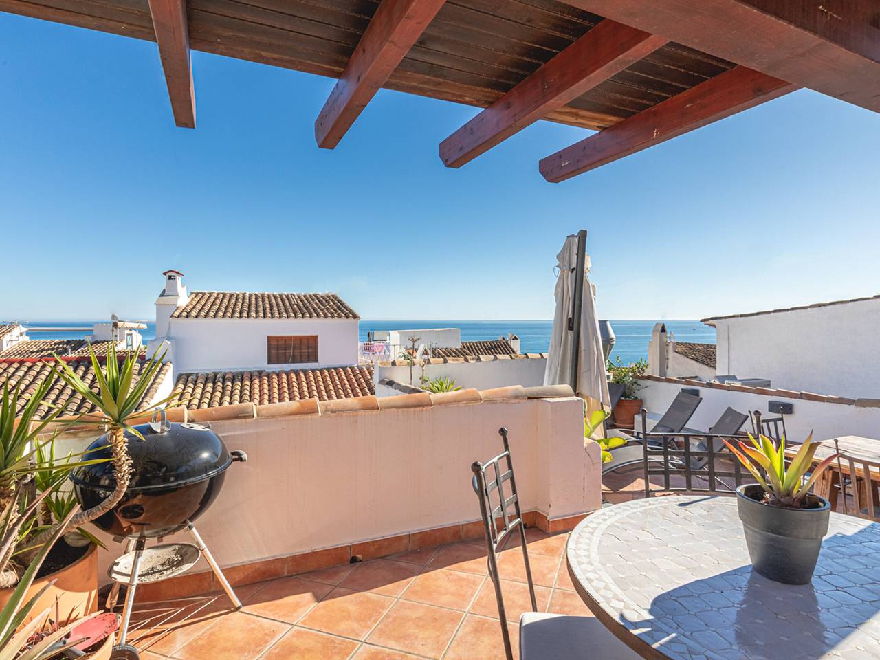 Casa 6 pers, 3 dorm, cerca de la playa y tiendas, aire acondicionado in Altea pueblo, Altea