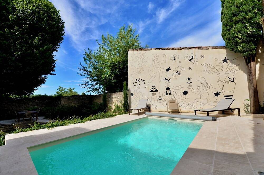 In the Provence Gardoise, 4 Br, garden, pool, air conditioning, 4km from Uzès in Saint-Siffret, Nimes en omgeving