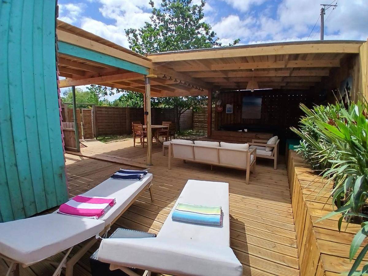 Two-Bedroom Chalet in Clermont-Créans, Sarthe