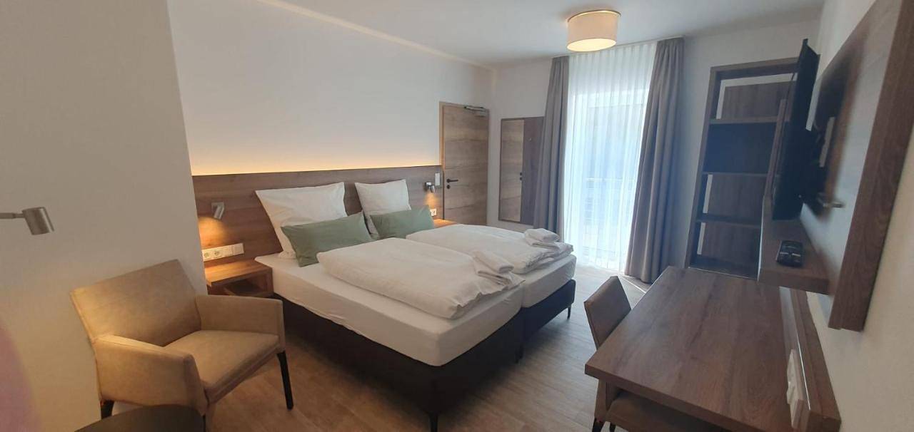 Deluxe Double Room in Neuhof, Rhön-Hessen