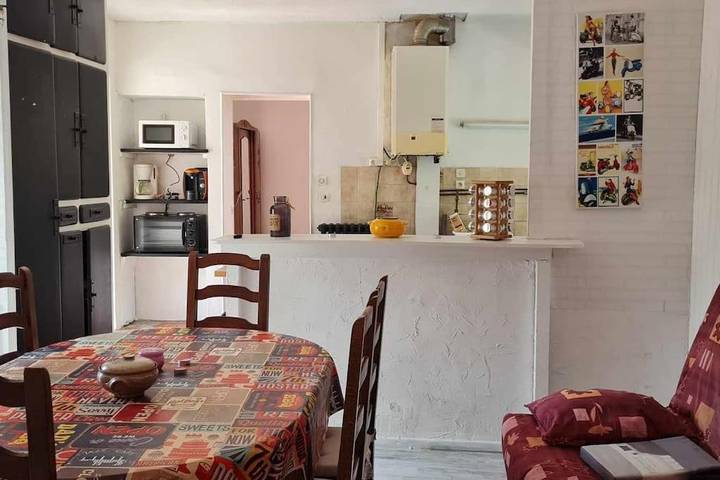 Gîte pour 6 personnes, avec jardin et vue, animaux acceptés à Saint-Gondon