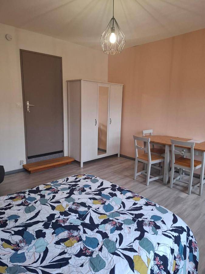 Appartement entier, Gîte l'œuf ou la poule, parking privé, sur domaine viticole in Ribeauvillé, Parc naturel régional des Ballons des Vosges