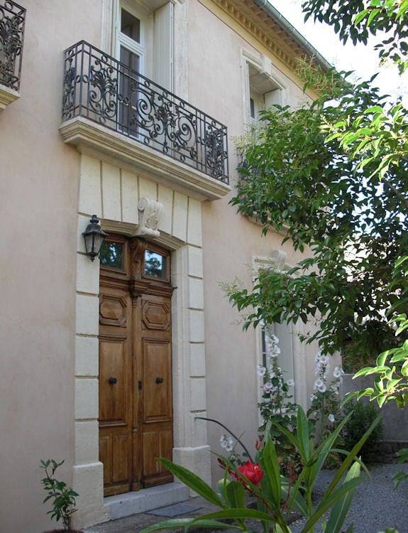 Chambre d’hôte pour 3 personnes, avec jardin et piscine
