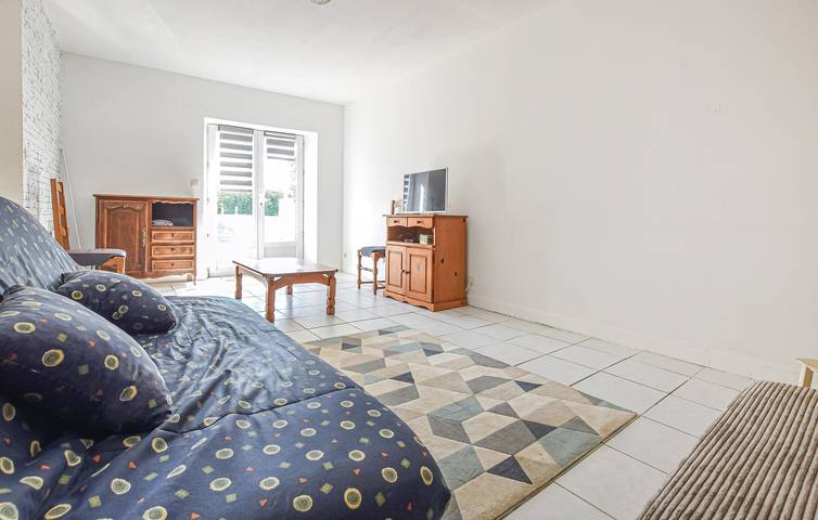 Location de vacances pour 6 personnes, avec jardin et terrasse à Ver (homonymie) - 4