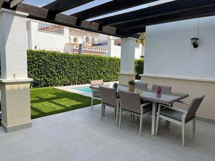 Chalet para 6 personas, con piscina además de vistas y jardín - 1