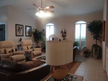 Cabin for 6 Guests in Miramar Beach, Emerald Coast, Picture 1
