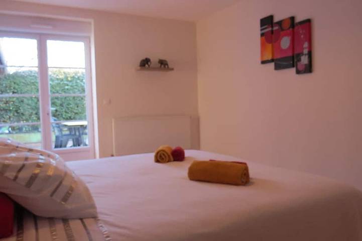 Gîte pour 7 personnes, avec jardin et piscine, animaux acceptés à Urval - 4