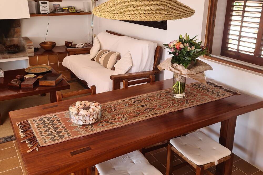 Villa mit privatem Überlaufpool, ideal für Familien und Veranstaltungen in Formentera, Balearen
