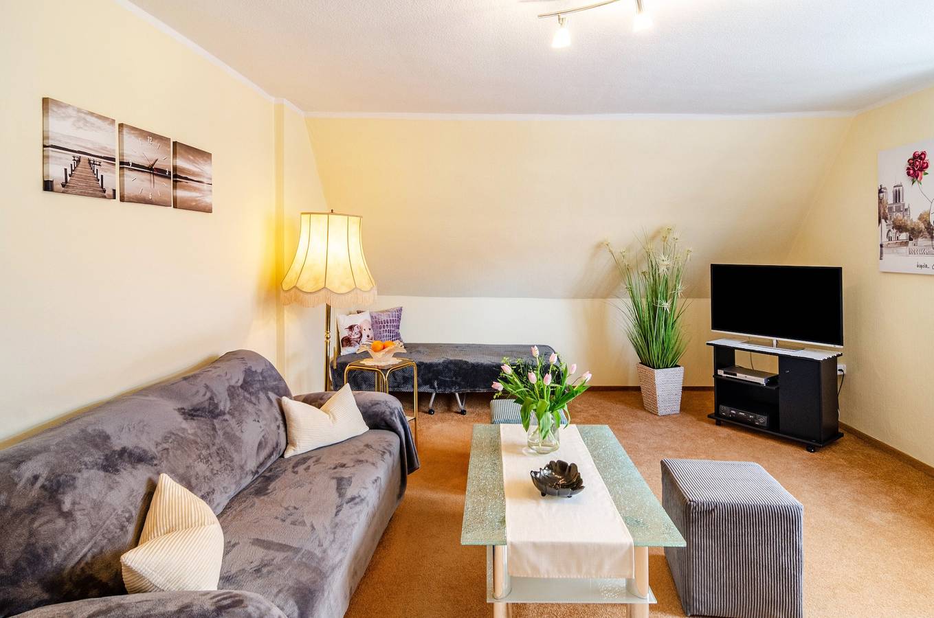 Ganze Wohnung, Ferienwohnung 'Inge' mit Gemeinschaftsterrasse und Wi-Fi in Uder, Region Eichsfeld