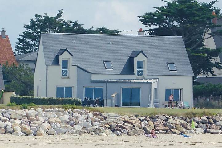 Location de vacances pour 6 personnes, avec jardin et terrasse dans Denneville Plage