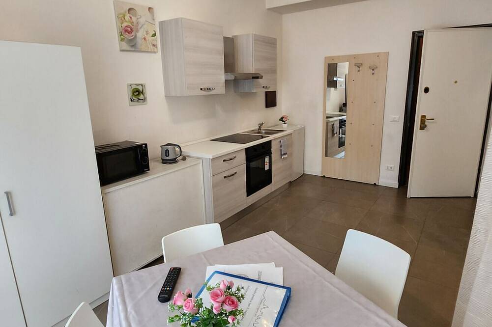 Entire apartment, Residence Bonomelli triple bedroom apt. no. 16 in Bergamo, Bergamo Province