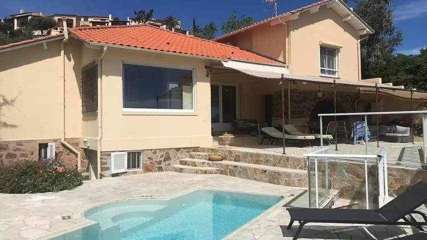 Villa pour 9 personnes, avec piscine et jardin à Théoule-sur-Mer