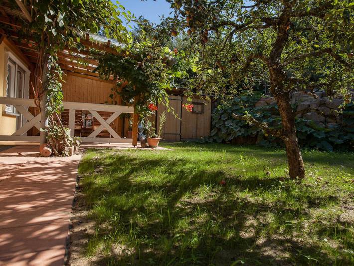 Ferienwohnung für 5 Personen, mit Terrasse und Garten, kinderfreundlich in Ettenheim