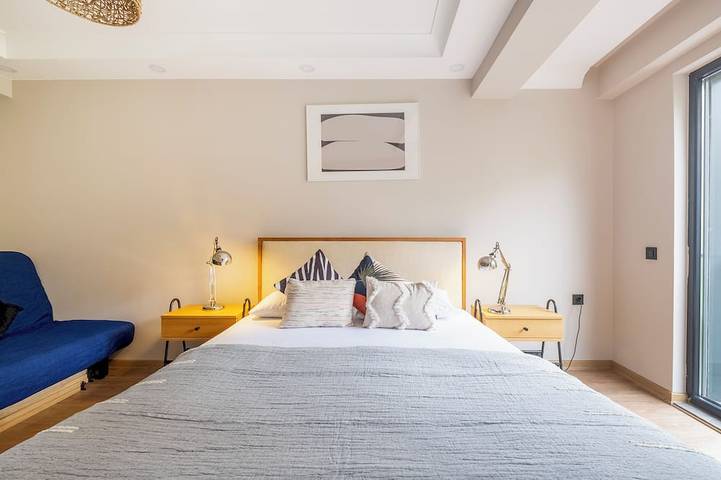 Apartamento entero, Bosphorus View 2Br Luxury Apartment - Parking & Elevator in Beyoğlu, Estambul