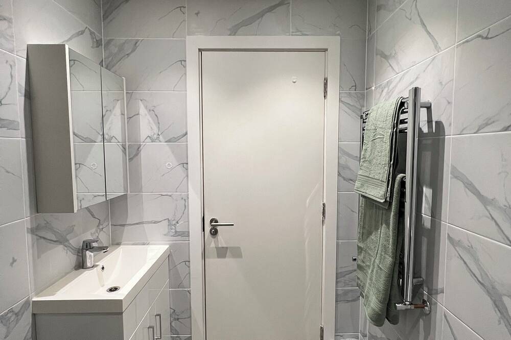 Hel leilighet, Newly furnished studio in Borehamwood in Elstree and Borehamwood, Hertfordshire