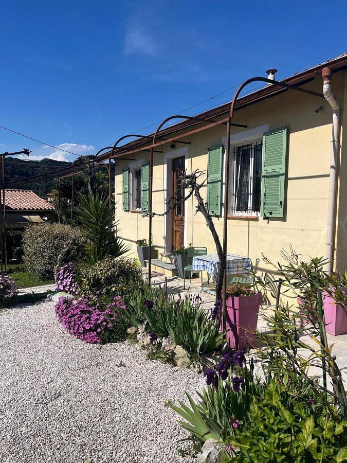 Location de vacances pour 4 personnes, avec jardin à La Trinité - 2