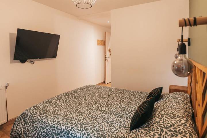 Gîte pour 2 personnes, avec terrasse et vue à Pérouges - 4