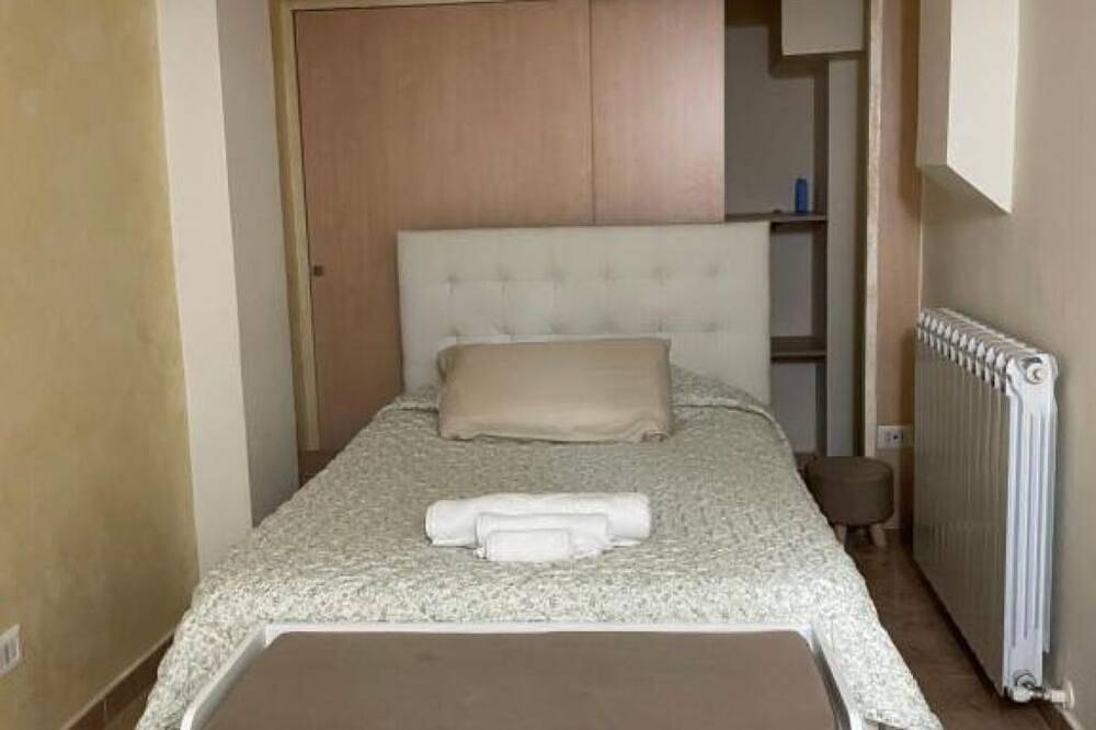 Mini-apartment in the center of Cosenza placed between the old and the \"new\" city. in Cosenza, Cosenza Province