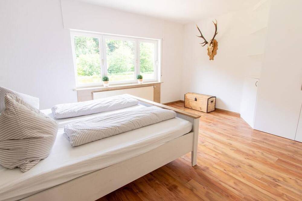 Ganze Wohnung, Ferienwohnung Kern - 2-Bettwohnung in Oberelbert, Lahn-Taunus