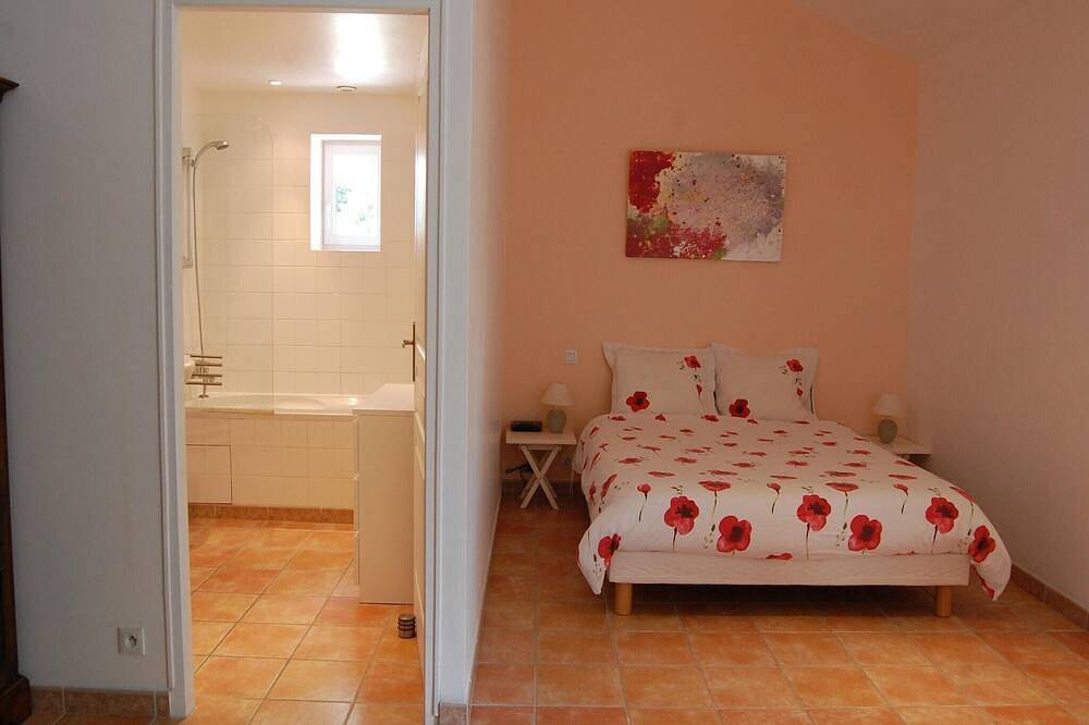 Villa in Provence mit Pool und Stadtnähe in Valréas, Enclave de Valreas