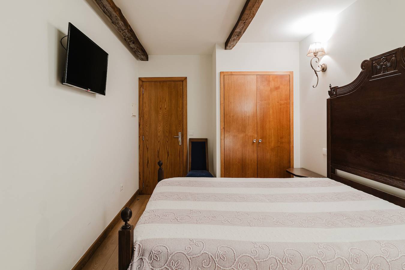 Quarto 'Duplo - 3' com terraço partilhado e acesso Wi-Fi in Pitões das Júnias, Gerês