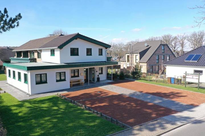 Ferienwohnung, mit Terrasse und Garten in Niederkrüchten
