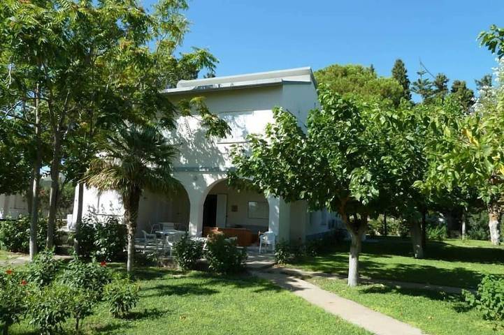 Holiday rental for 8 people, with Balcony and Garden in Faliraki