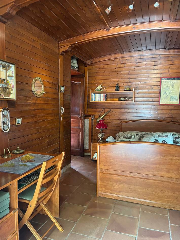 Gîte pour 2 personnes, avec jardin et vue sur le lac, animaux acceptés à Trans-en-Provence - 3