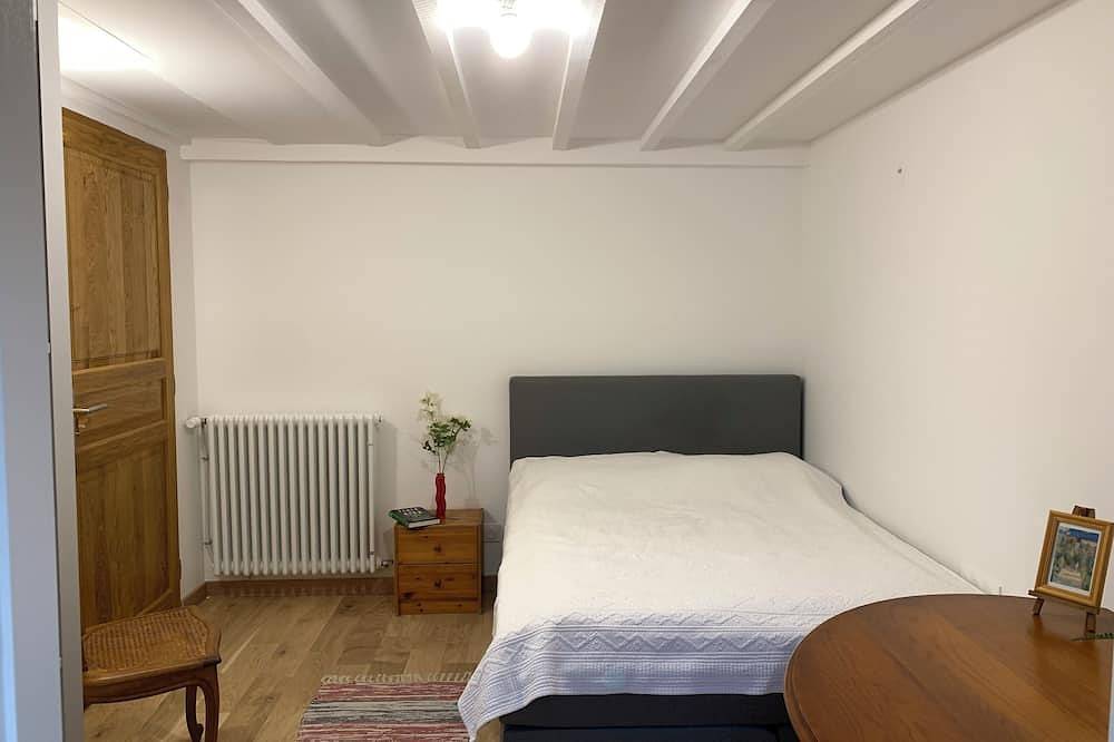 Appartement entier, Chalet des Alouettes Nahe Compiègne, 1 Stunde bis Paris in Le Meux, Oise