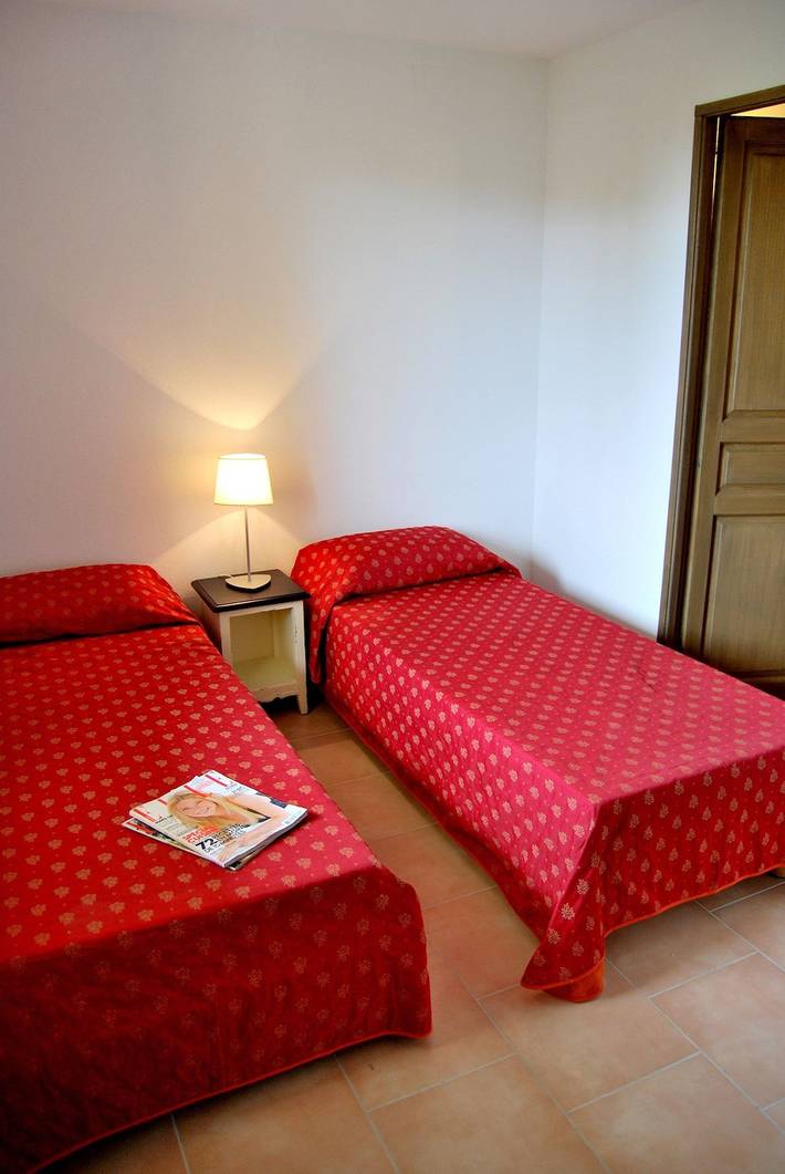 Gîte pour 4 personnes, avec piscine et balcon à Barjac - 4