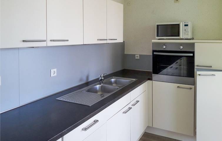 Casa de vacaciones para 12 personas con terraza in Vlagtwedde, Región de Groningen